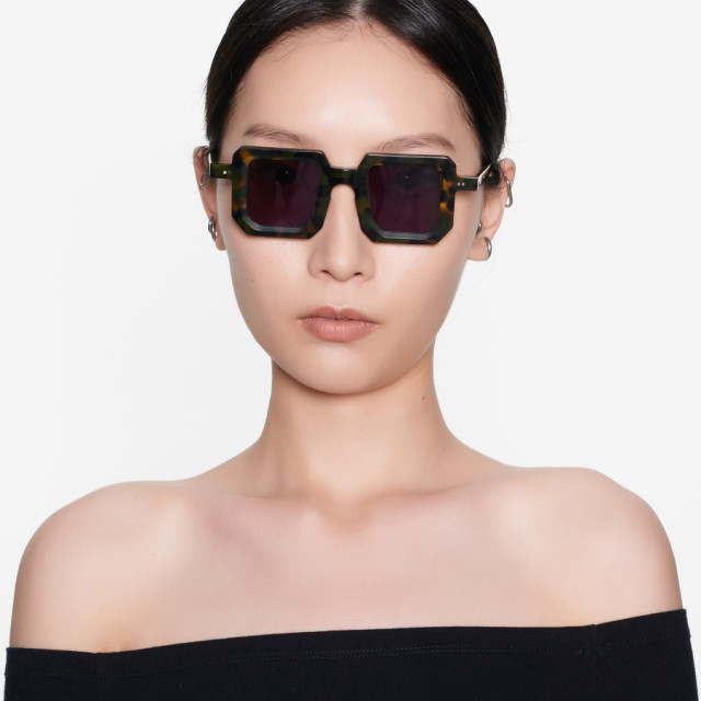 EVEN / Tortoiseshell